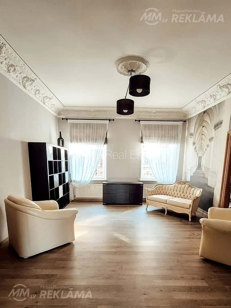 Dzīvoklis Rīgā, Centrā, 105 м², 4 ist., 3 stāvs