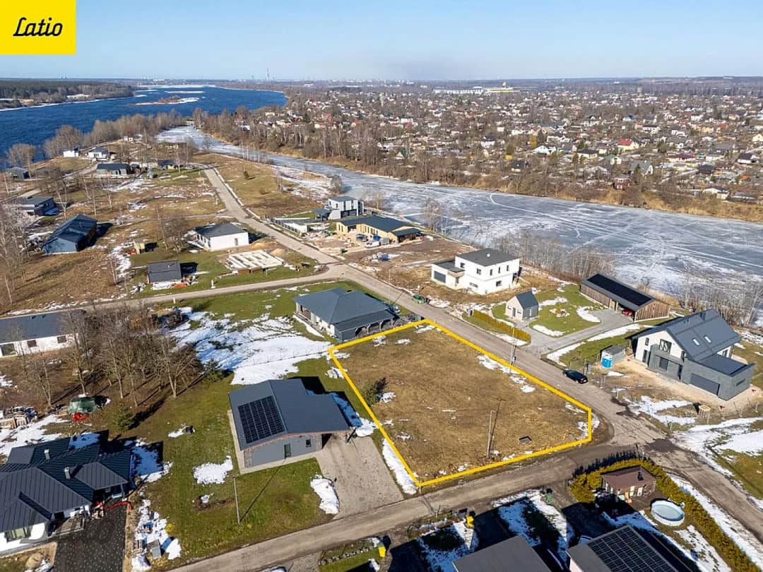 Privātmājas apbūves zemes gabals Zirņu salā pie Daugavas, lieliska vieta mājas būvniecībai