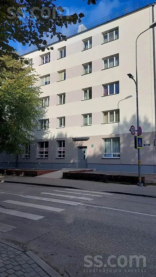 Divistabu dzīvoklis — Ūliha 35/37