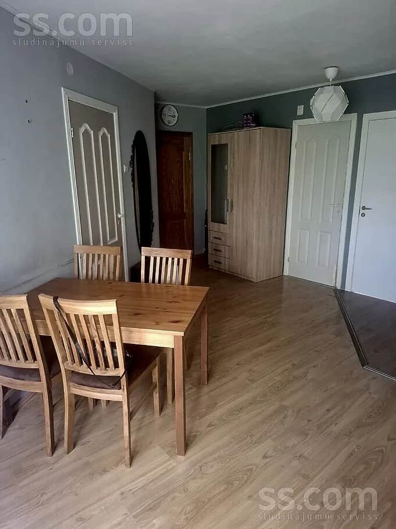 Divistabu dzīvoklis — Loka 6