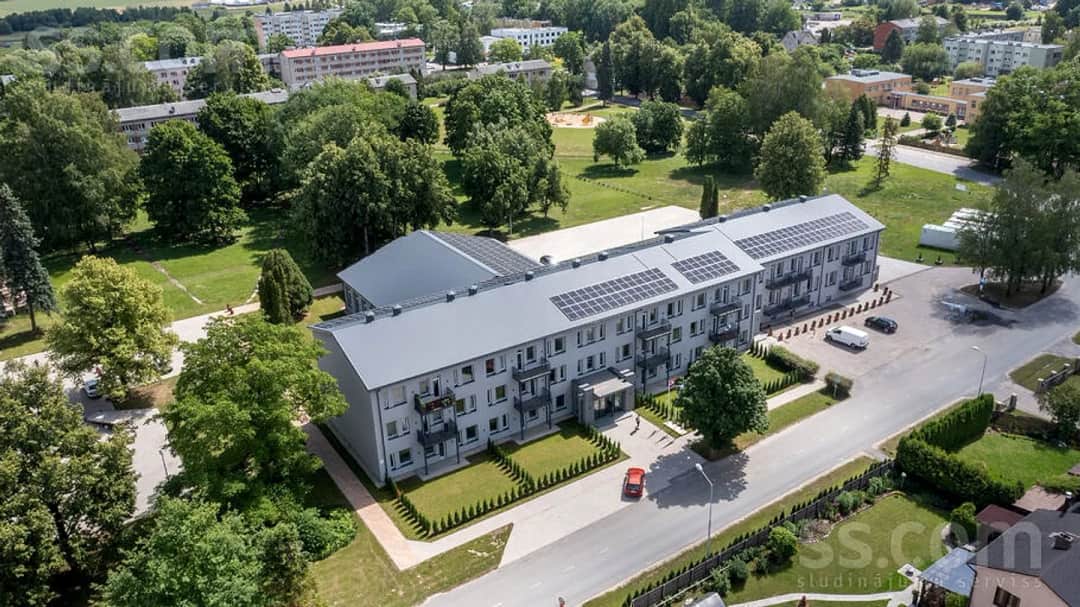 Divistabu dzīvoklis — Institūta 1