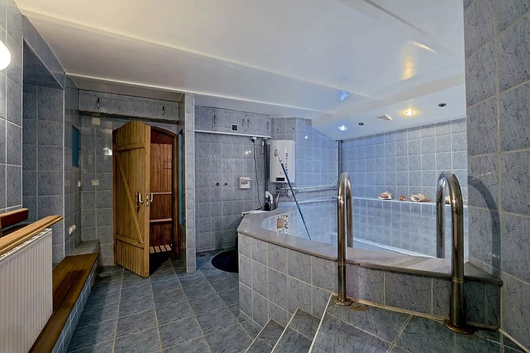 3-ist. Dzīvoklis, 130㎡ - Rīga, Brasa