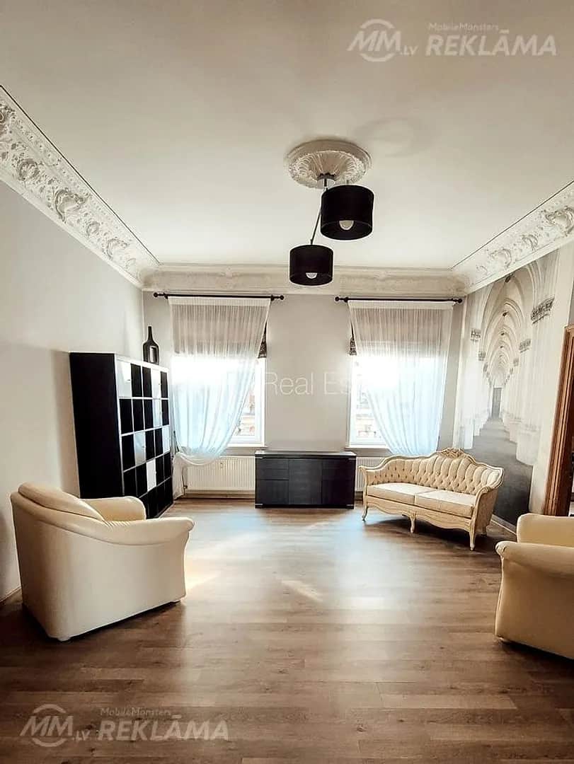 Dzīvoklis Rīgā, Centrā, 105 м², 4 ist., 3 stāvs