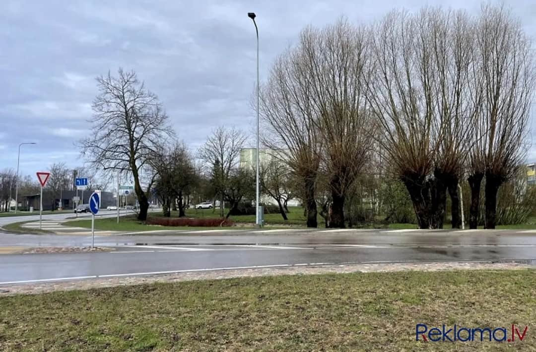 Zemes gabals — Valmieras iela