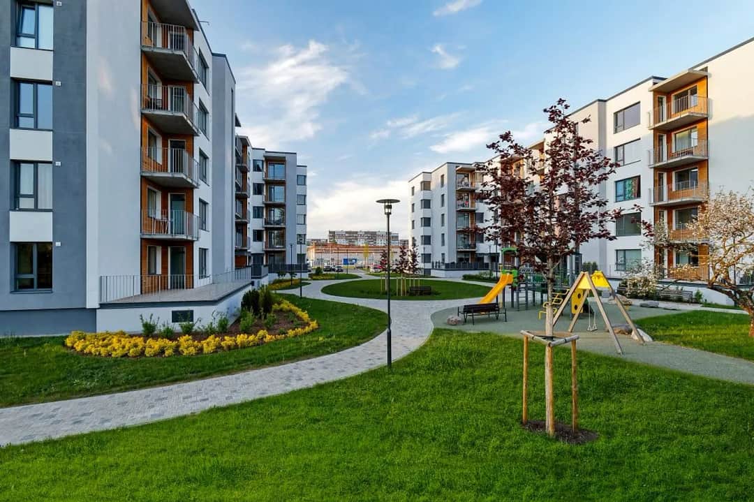 4-ist. Dzīvoklis, 106㎡ - Rīga, Pļavnieki
