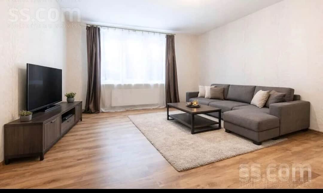 Divistabu dzīvoklis — Lapas iela 3 3