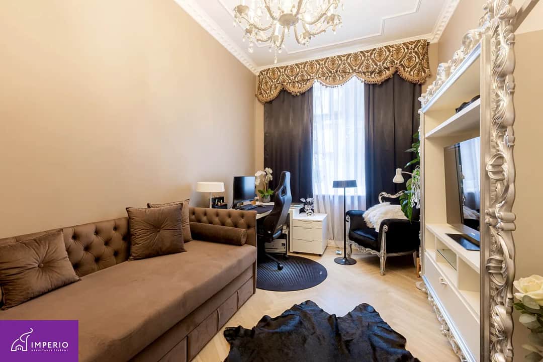 5-ist. Dzīvoklis, 200㎡ - Rīga, Centrs