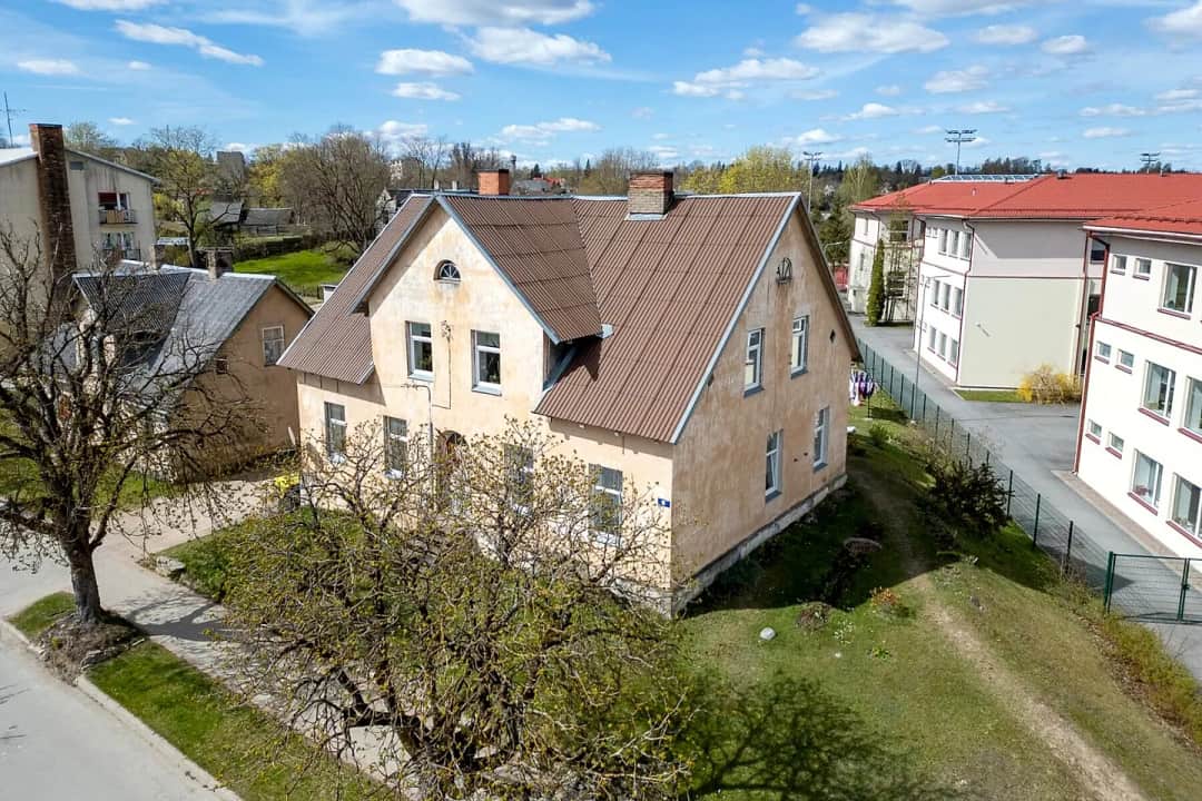 10-ist. Telpas, 284㎡ - Madonas novads, Madona