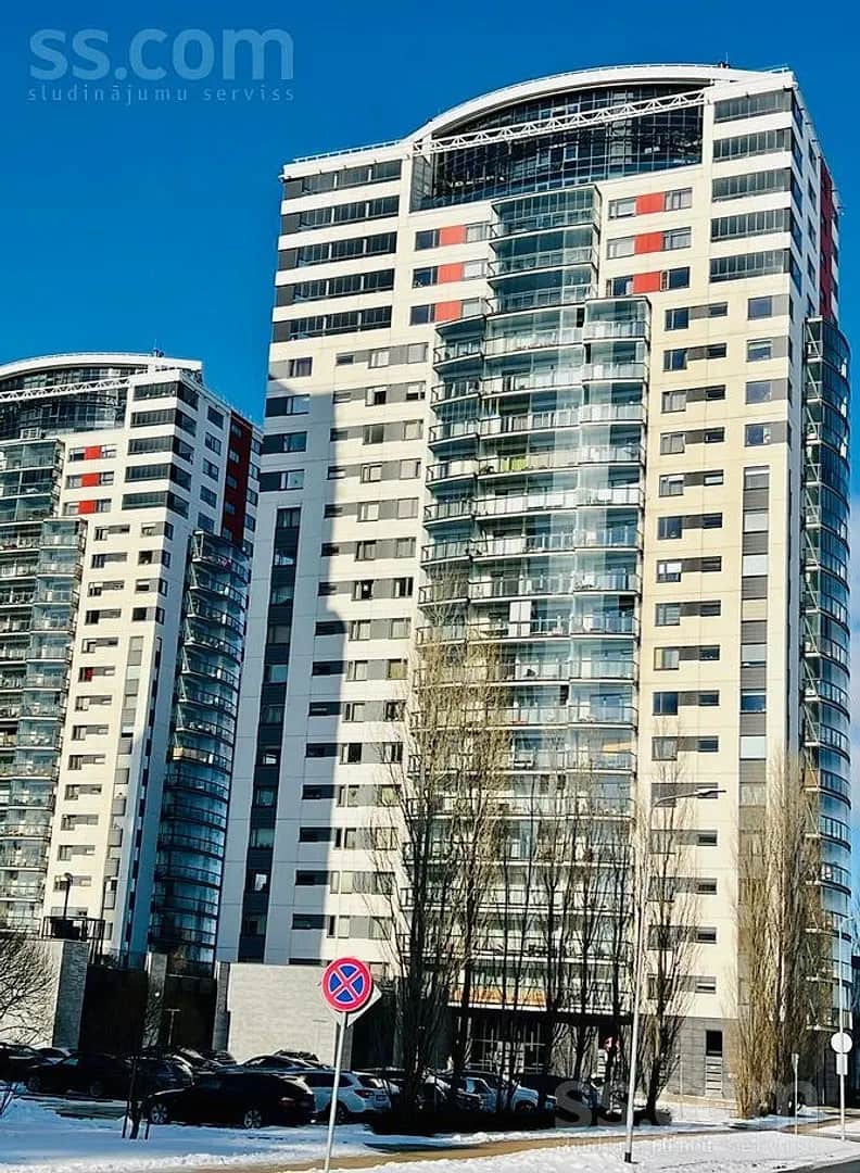 Divistabu dzīvoklis — Grostonas 25