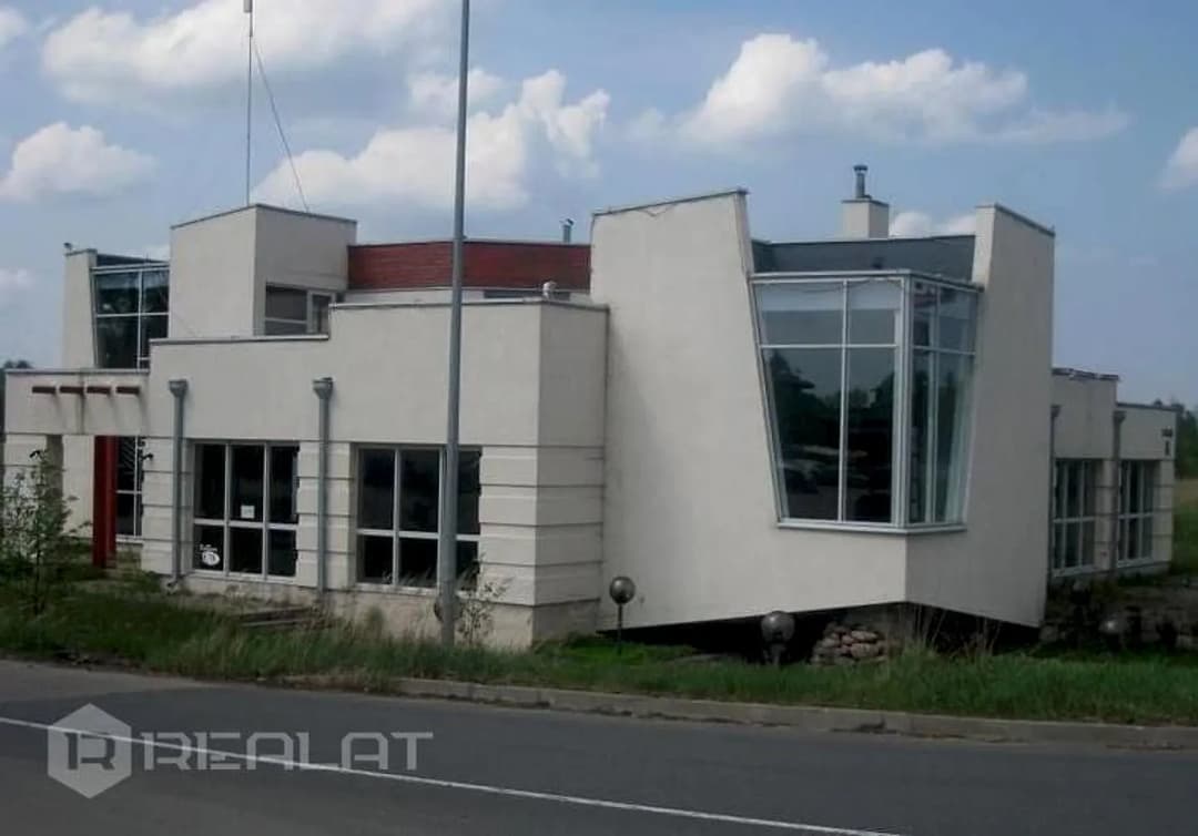 Pārdod modernu, pilnībā renovētu 2 istabu dzīvokļus Jūrmalā, Slokas ielā 55A. Dzīvoklis — vēl bildes
