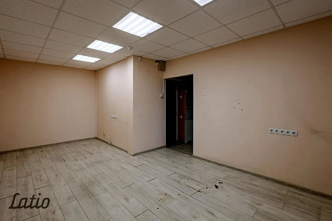 Pārdošanā 1-istabas dzīvoklis ar plašu lodžiju Jelgavā, klusā un ērtā apkaimē.
Lieliska — bilde 2