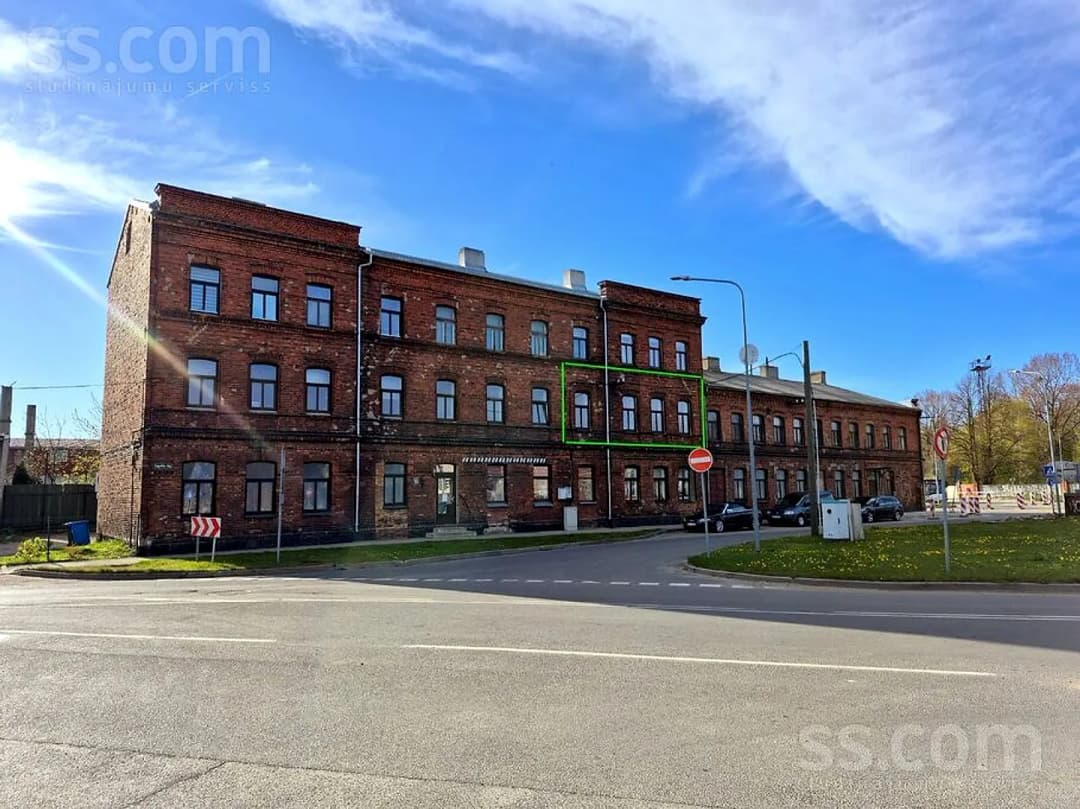 Trīsistabu dzīvoklis — Kapsētas iela 25 — bilde 2