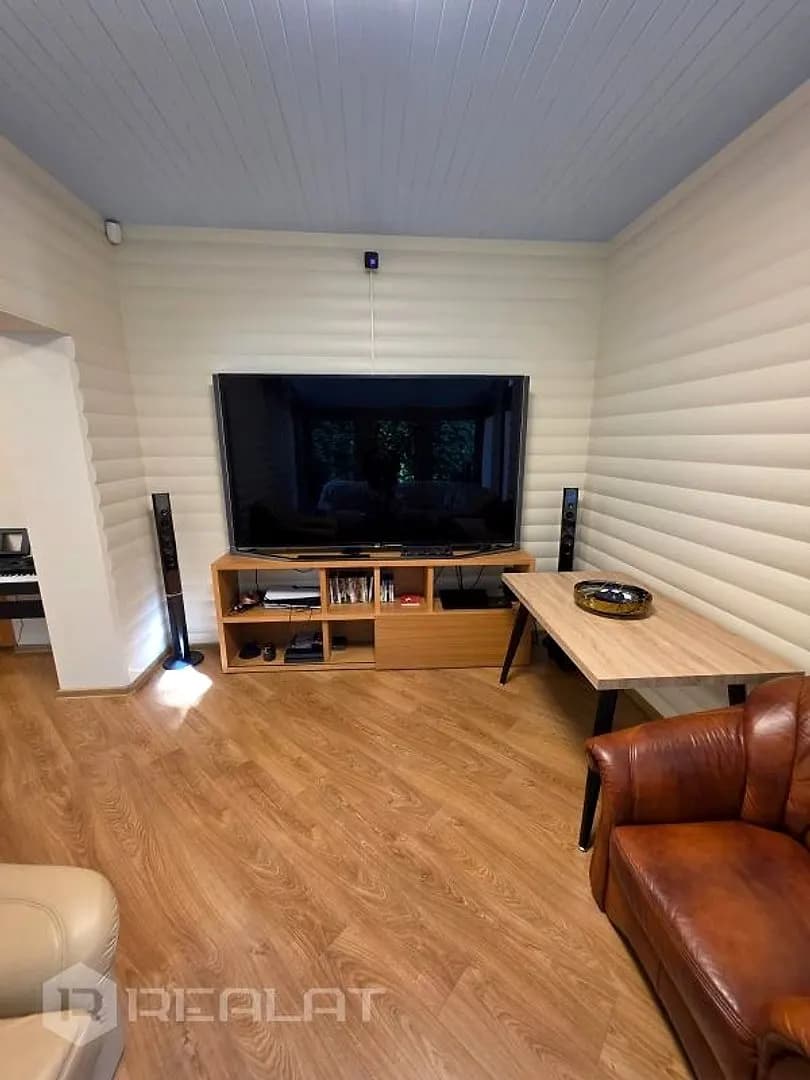 5-ist. Māja, 180.00㎡ - Jūrmala, Melluži