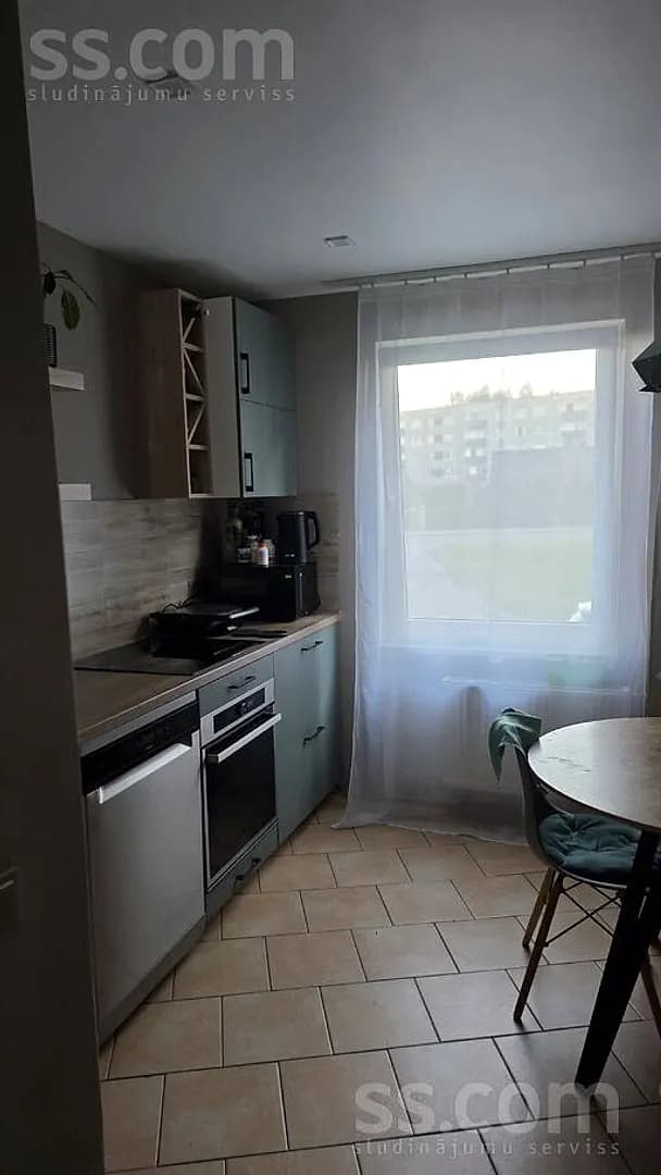 Trīsistabu dzīvoklis — 41 58 — vēl bildes