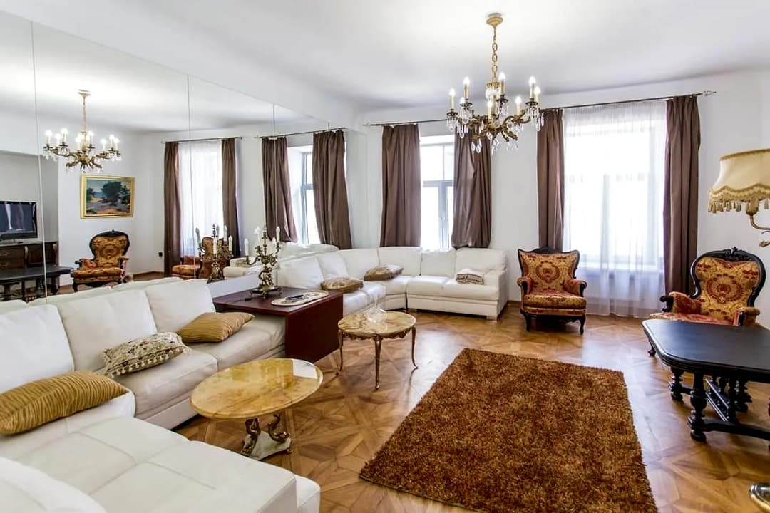 6-ist. Dzīvoklis, 177㎡ - Rīga