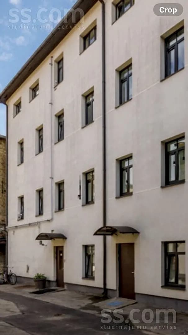 Divistabu dzīvoklis — Brīvības 132