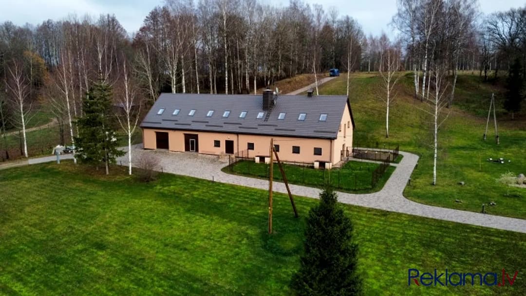 Pārdošanā fantastisks īpašums Līgatnē. Uz vērienīgā 4.93 ha zemesgabala ierīkots