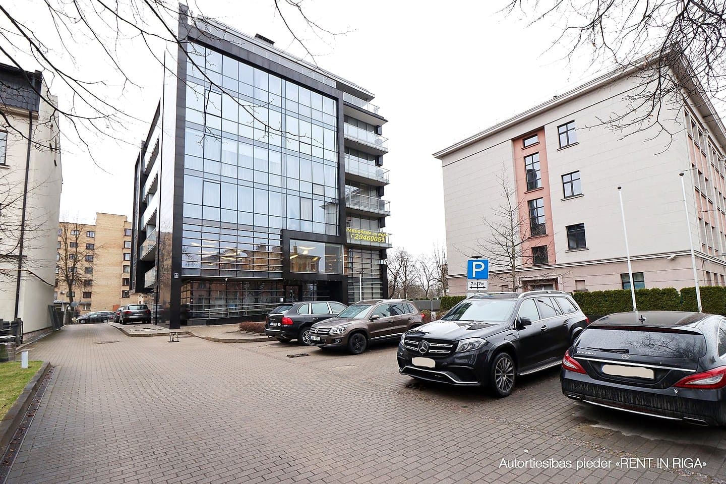 Pulkveža Brieža 21, Centrs