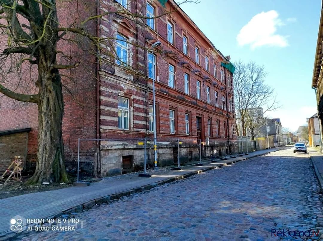 Īpašums - pārdod investīciju projektu, komercplatību kopējā platība kv.m., pilsētas — bilde 2