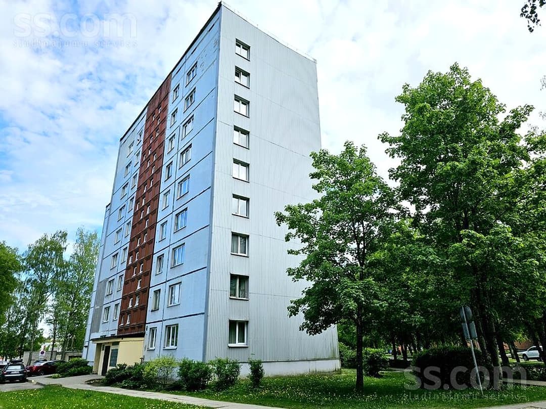 4 istabu dzīvoklis — Ausekļa prospekts 10