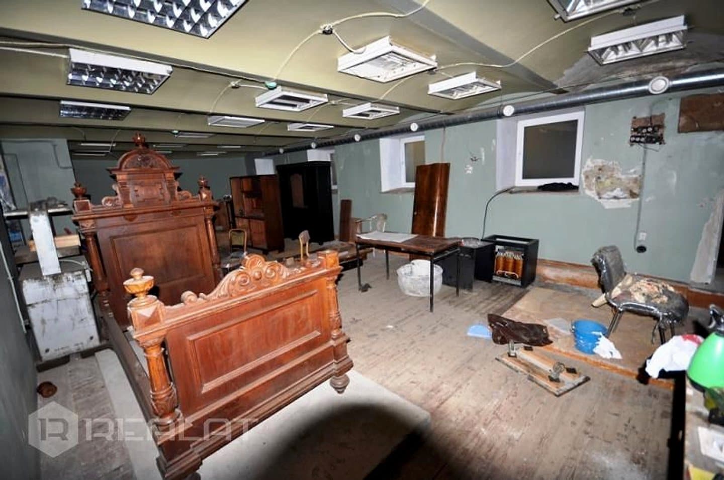 Renovēta māja klasiskā jūrmalas stilā ar skaistu un plašu zemesgabalu vienā no labākajām — bilde 4