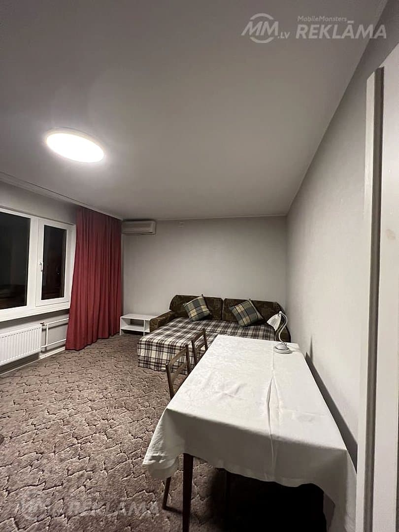 Dzīvoklis Rīgā, Purvciemā, 46 м², 1 ist., 8 stāvs.