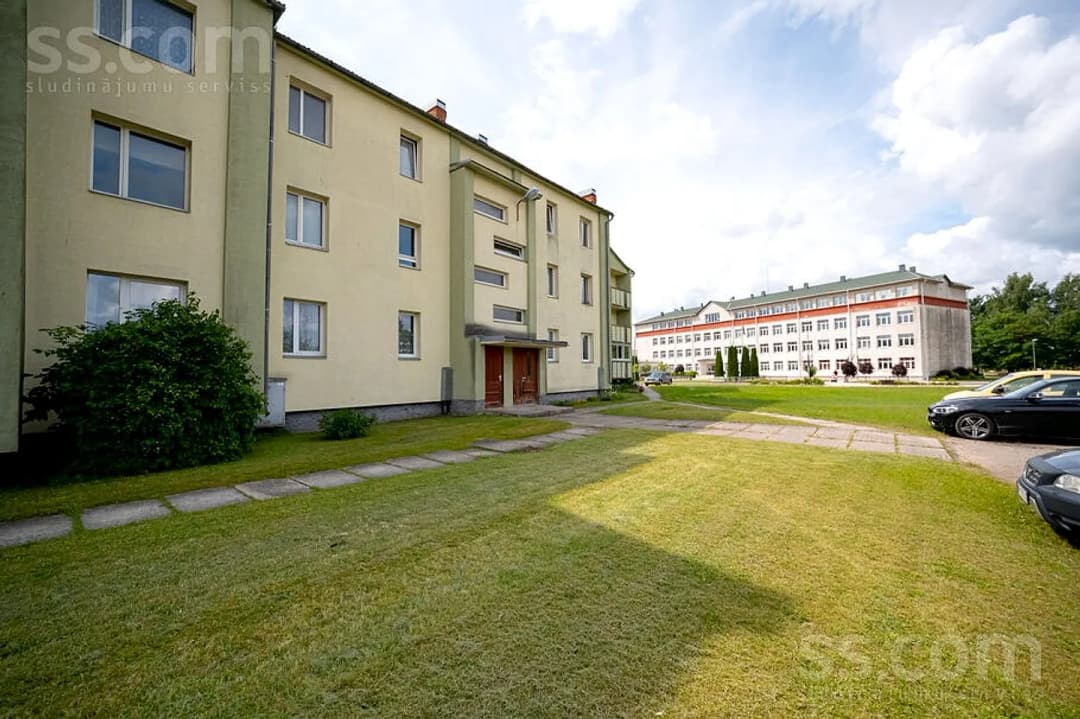 4 istabu dzīvoklis — 23 _