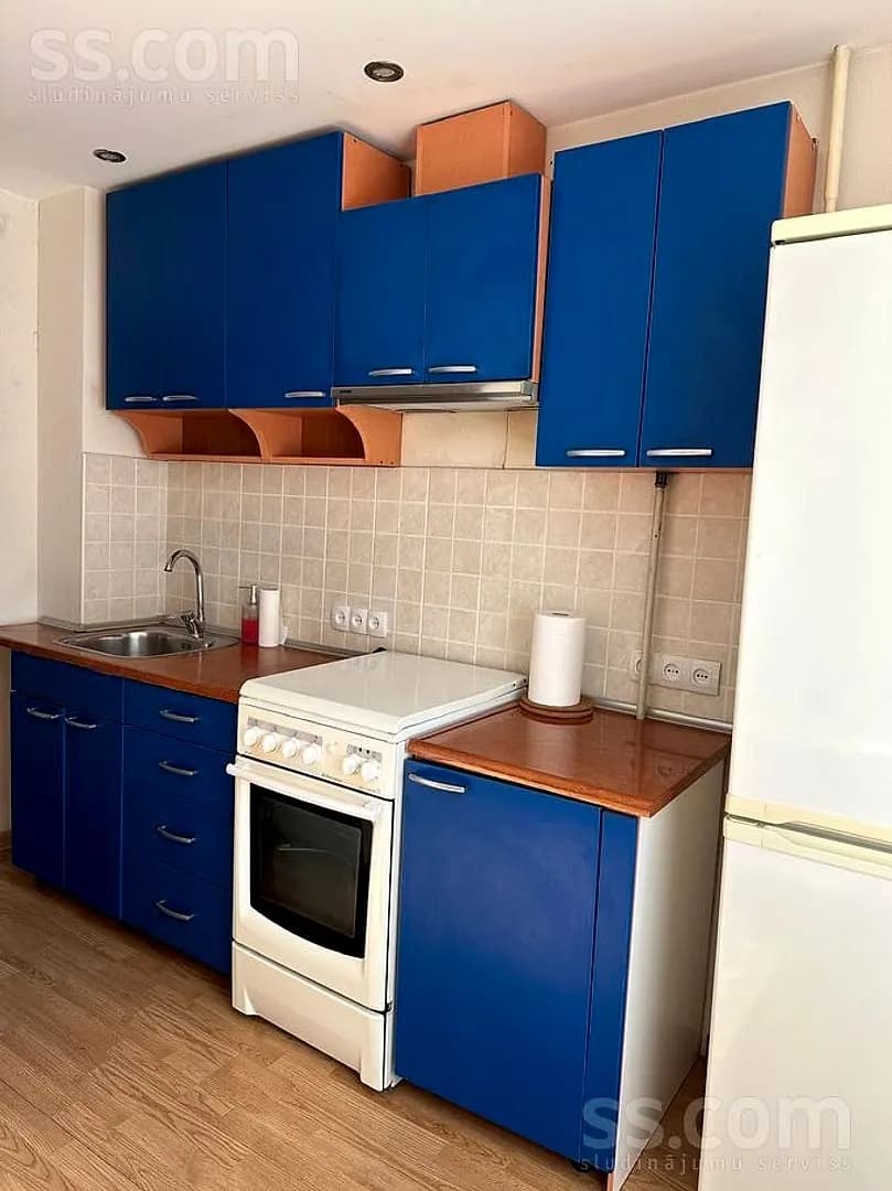 Vienistabas dzīvoklis — Aspazijas 27 — vēl bildes