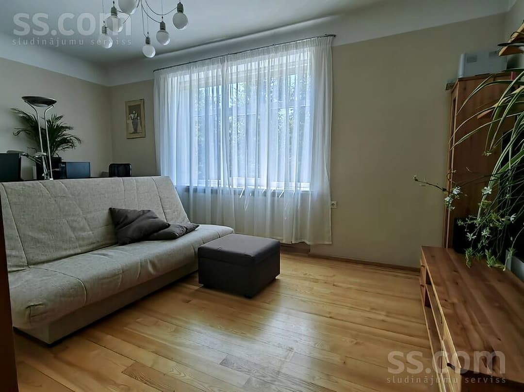 Trīsistabu dzīvoklis — Raunas 58 — bilde 2