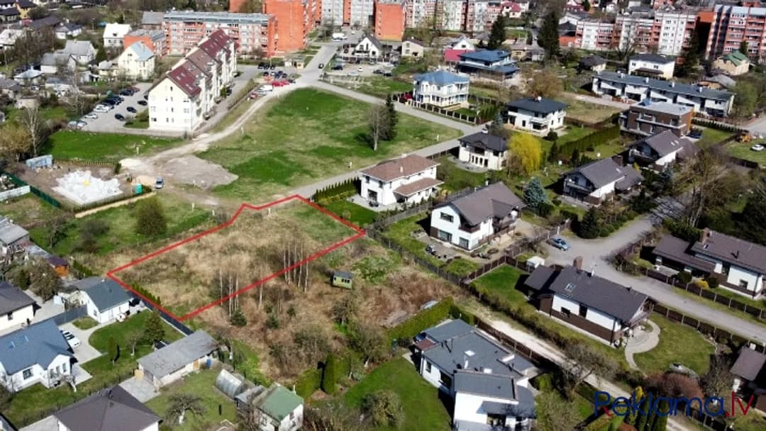 Zeme klusā vietā Dārzciemā ar saņemtu būvatļauju rindu mājas (5 sekcijas) projektēšanai — bilde 3