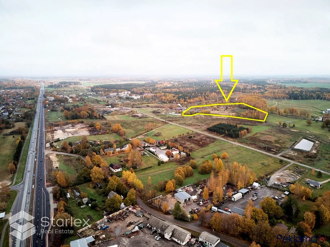 Iznomā biroju divos līmeņos ar plašu privāto terasi Mārupē. Kopēja platība 482 m2 Birojs — bilde 2