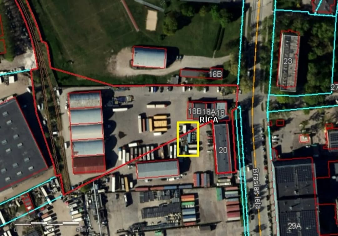 Iznomā asfaltētu laukumu. Teritorijā video novērošana. Iespēja blakus ēkā nomāt — bilde 3