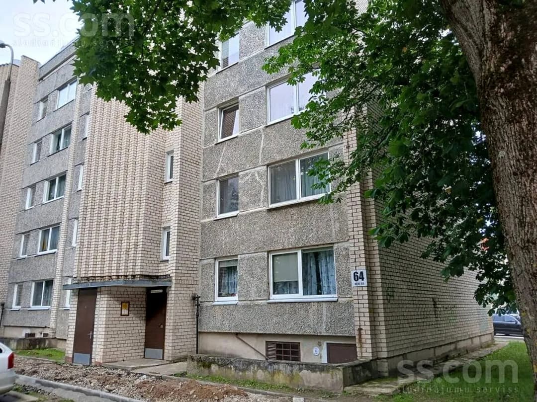 Trīsistabu dzīvoklis — Миера 64 7