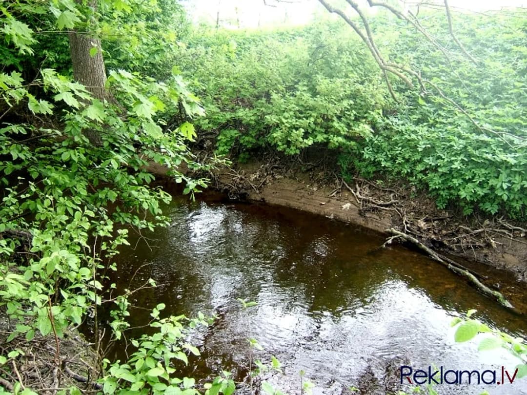 Iegādei pieejami divi zemes gabali. Akmeņkaļu iela 23 - 2557 m2 + Akmeņkaļu iela turpinās — bilde 3