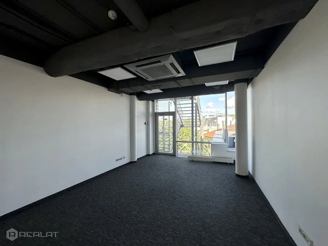 Brīvības iela 171, Centrs — vēl bildes
