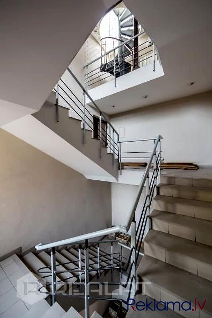 Tiek iznomātas B+ klases biroja telpas 243m2 platībā, Forburgas Biroju Centra 3. stāva. Telpas — bilde 3