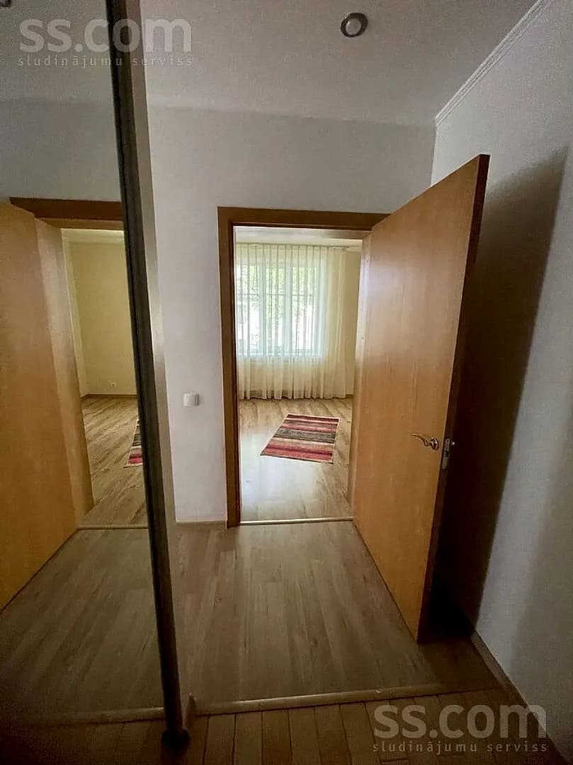 Trīsistabu dzīvoklis — Viestura iela 27 — bilde 2