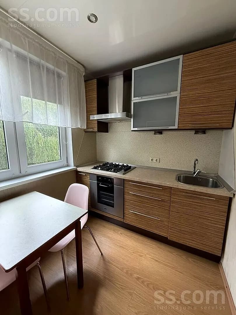 Vienistabas dzīvoklis — Dzelzavas 35 — vēl bildes