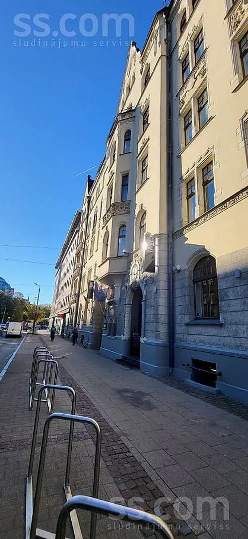 Trīsistabu dzīvoklis — Valdemāra 23