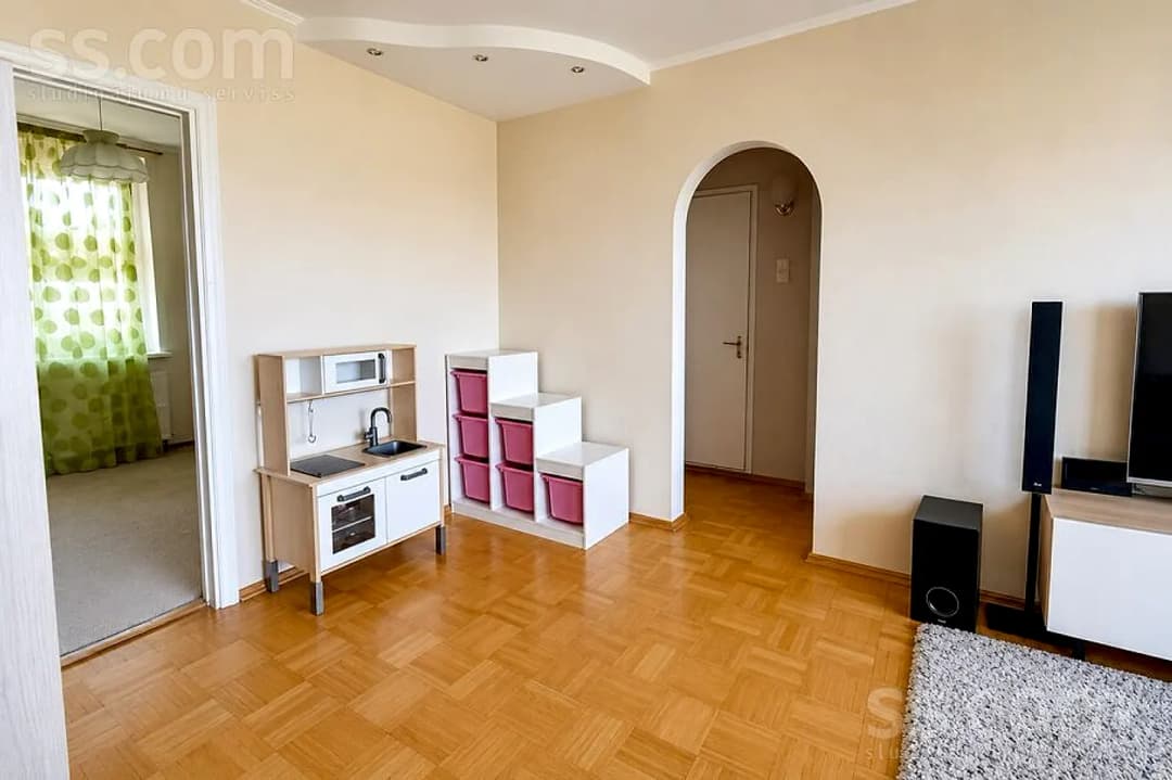 4 istabu dzīvoklis — M. Krūmu 10 — bilde 2