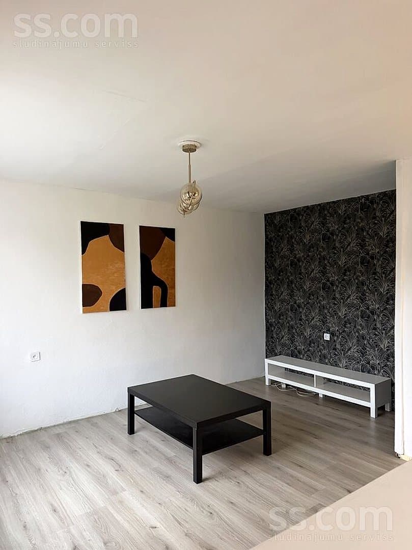 Divistabu dzīvoklis — Virkas iela 31 — vēl bildes