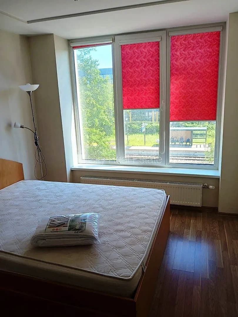 Klusā iela, Centrs