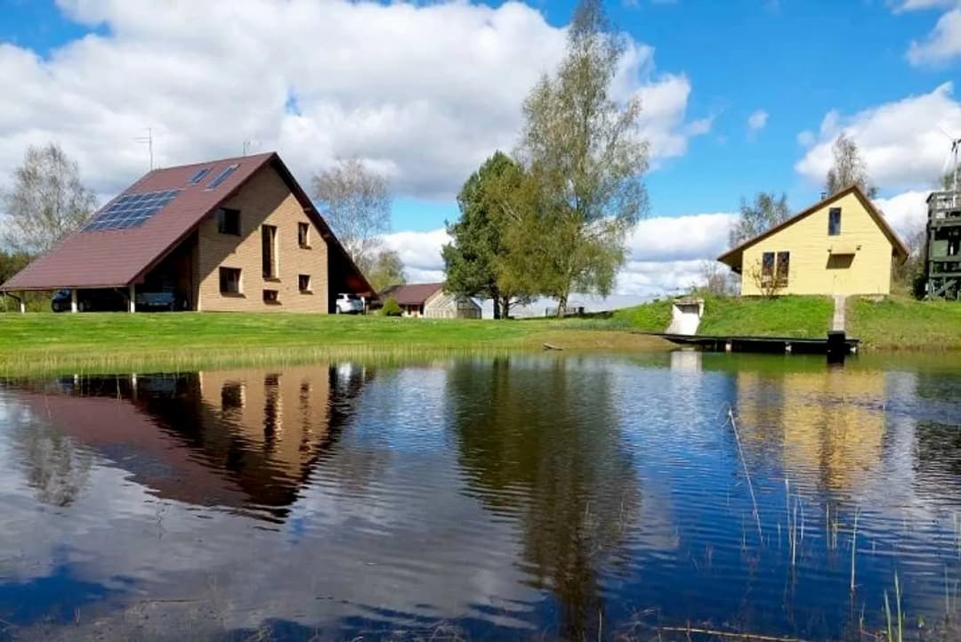 Iespēja apvienot dzīvi dabā ar uzņēmējdarbību vienā īpašumā! Pārdod īpašumu, kas — bilde 2