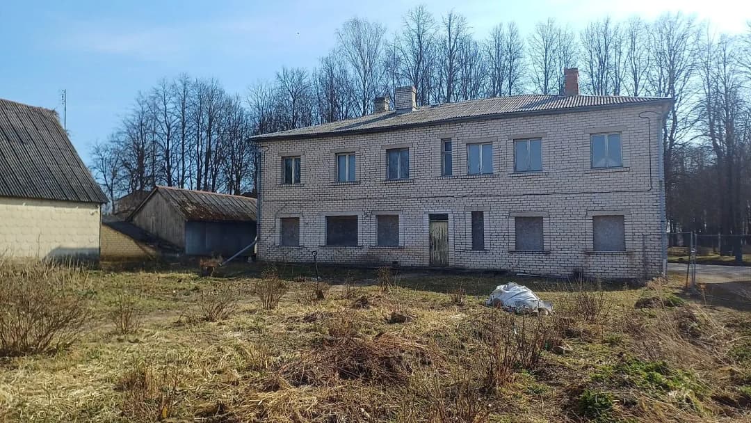 Raiņa iela 5, Neretas pagasts