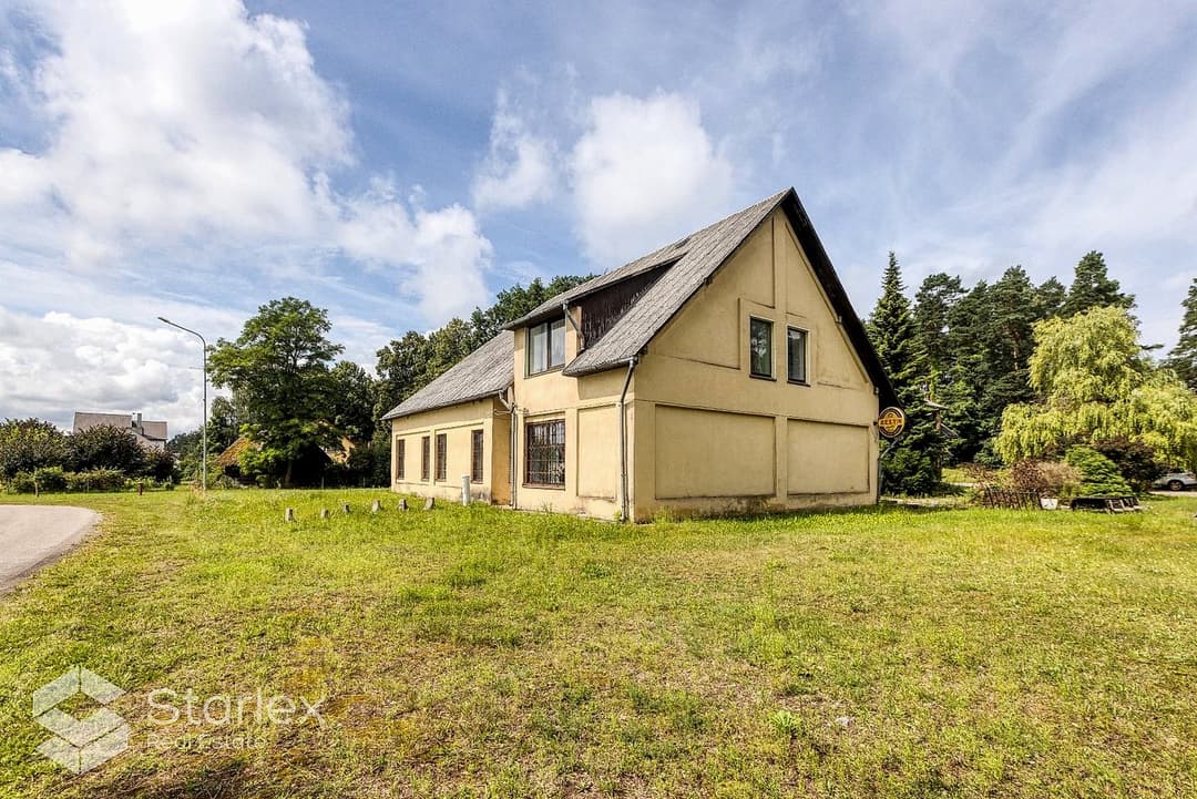 10-ist. Māja, 303㎡ - Salas pagasts, Spuņciems