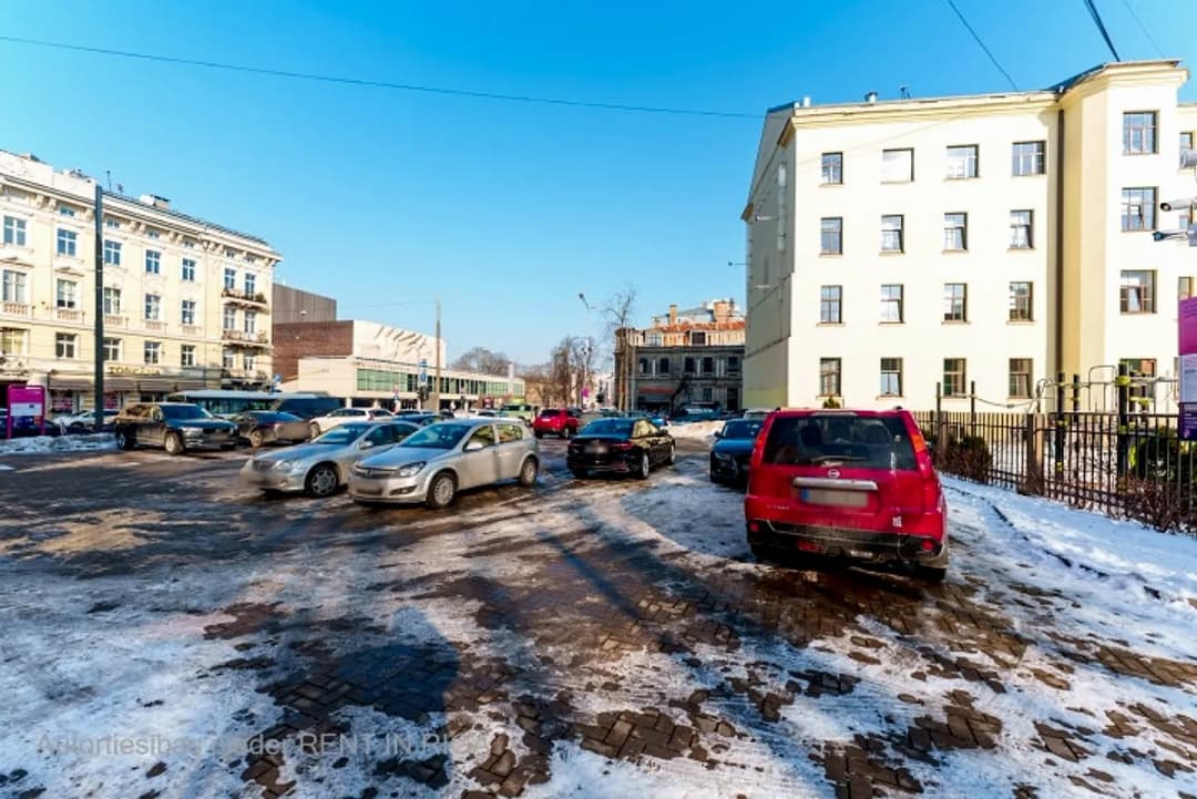 Pārdodas apbūves zeme pretī Dailes teātrim, ērta vieta Rīgas centā. Teritorijas galvenie — vēl bildes