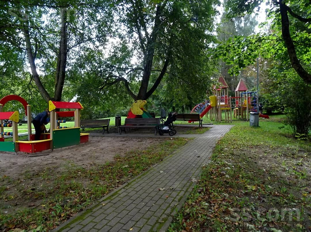 Trīsistabu dzīvoklis — Brīvības gatve 386 — bilde 3