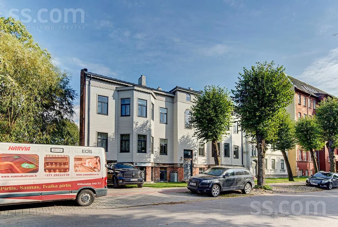 5 istabu dzīvoklis — Uliha 11