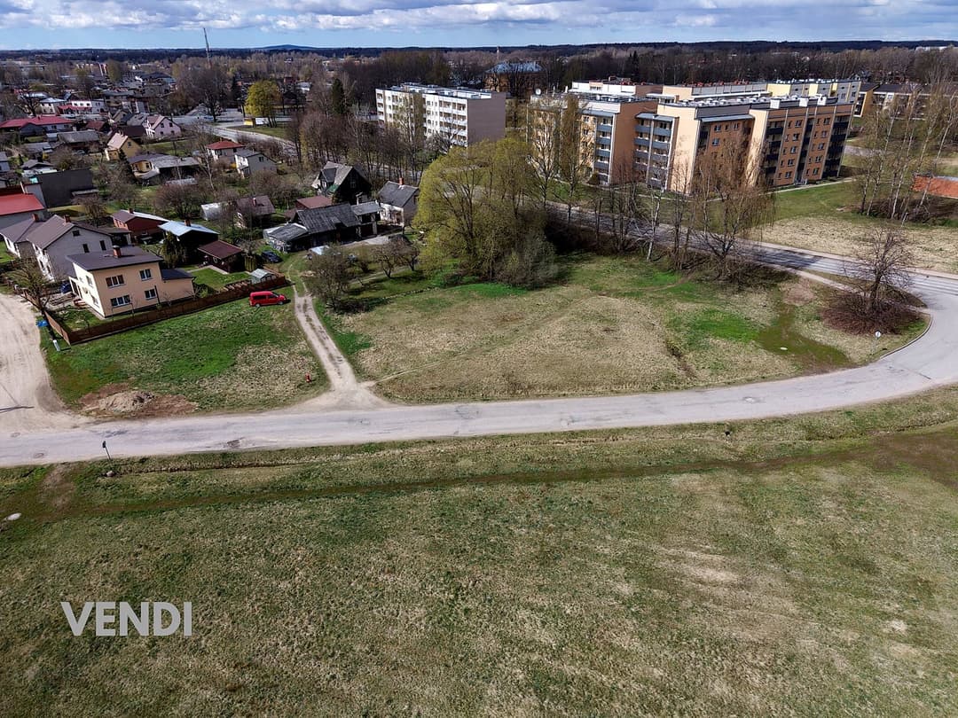 Zeme, 3409㎡ - Valmieras novads, Valmiera — bilde 2