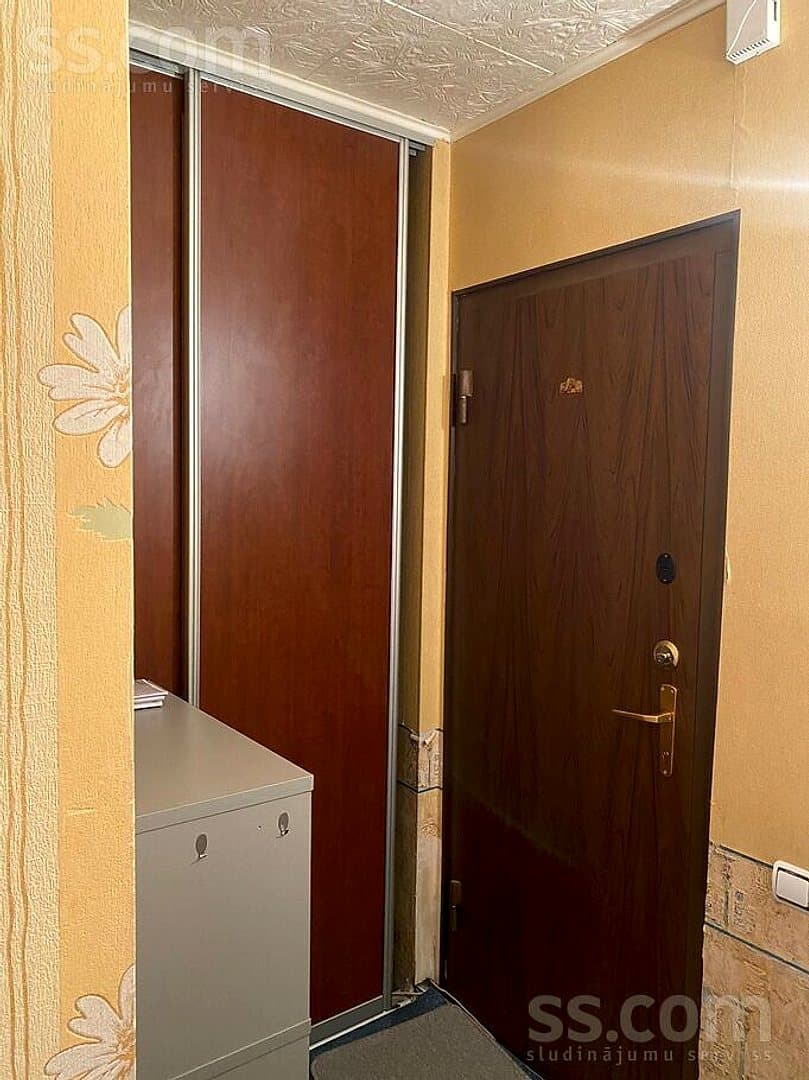 Vienistabas dzīvoklis — Rudens 7